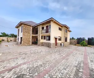 2bdrm Apartment in Ashiyie, Adenta for rent