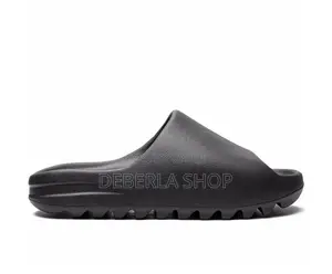 Adidas Yeezy Onyx Slides