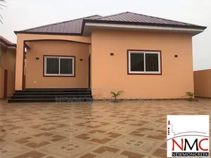 3bdrm Bungalow in Oyarifa,Special Ice, Accra Metropolitan for sale