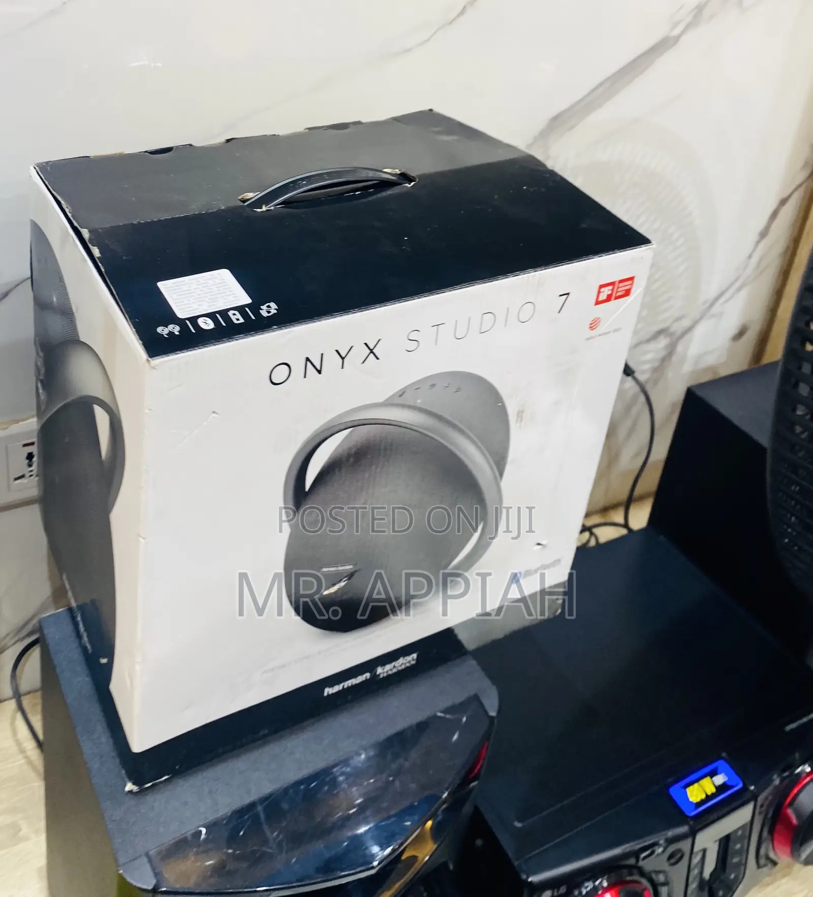 Harman Kardon Onyx 7 Bluetooth Speaker(50watt).