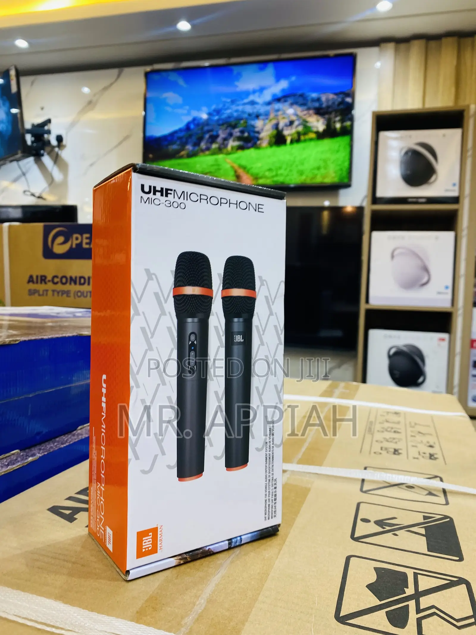 Classic JBL Wireless Two Microphone System,Black.