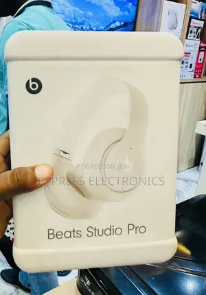 High Quality Sleek Beats Studio Pro Headset.