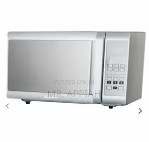 Elegantly Designed Midea EM928ETB Countertop Microwave.