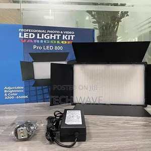 Pro Led 800 With Batteries, Adapter, Stand
