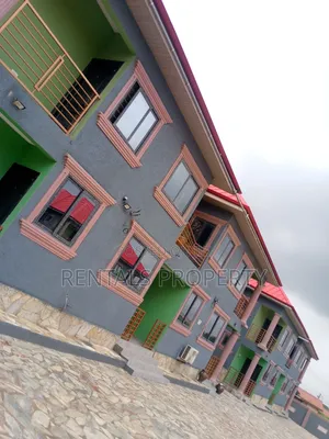 2bdrm Block of Flats in Frafraha for rent