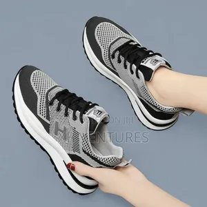 Casual Sneakers