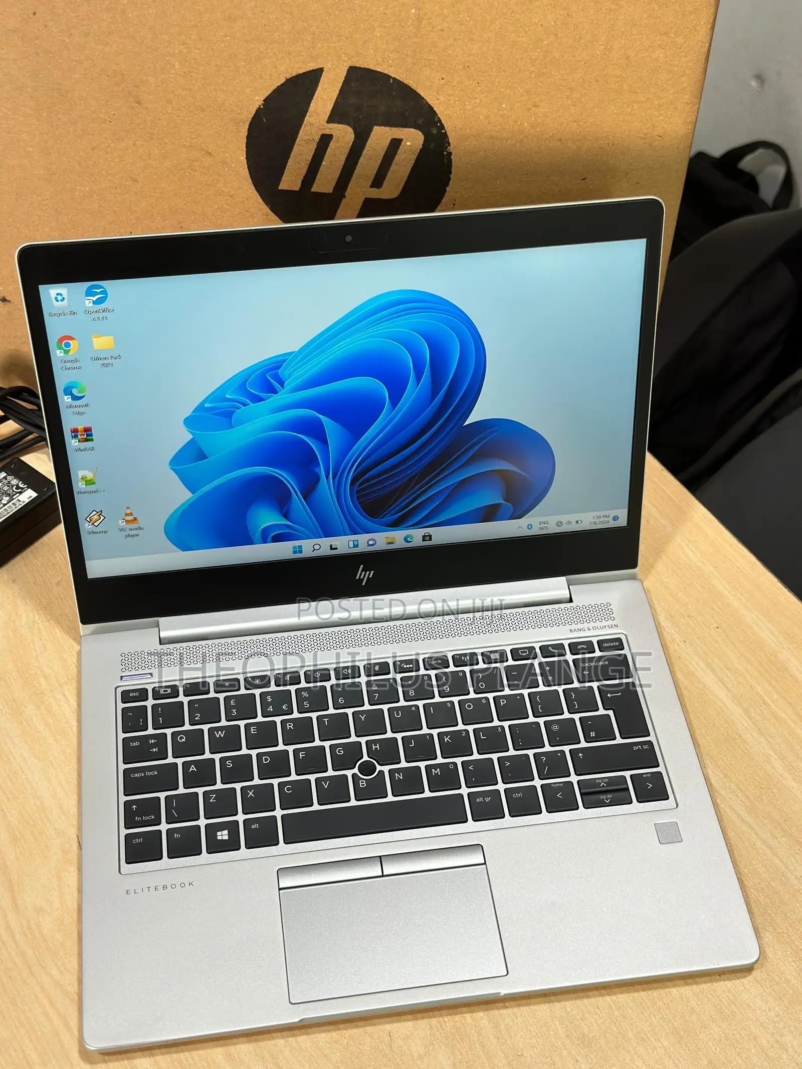 New Laptop HP EliteBook 735 G5 8GB AMD Ryzen SSD 256GB