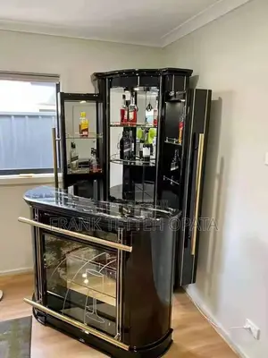 Executive Wine Bar Glass Cabinet