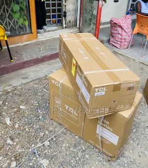 Unique TCL Inverter 2.5hp Air Conditioner(White).