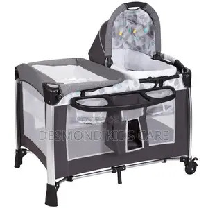 Baby’S Foldable Cot With Carrier Car Seat