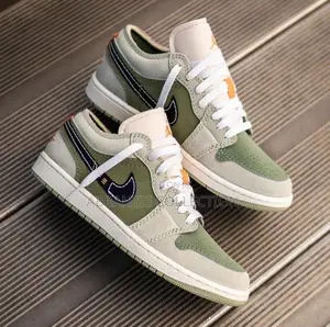 Air Jordan 1 Low Se Craft Light Olive
