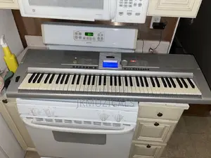 Yamaha_ DGX 205_ 76 Key_ Grand Piano