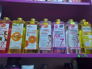 Veet Gold Turmeric Super Whitening Oil
