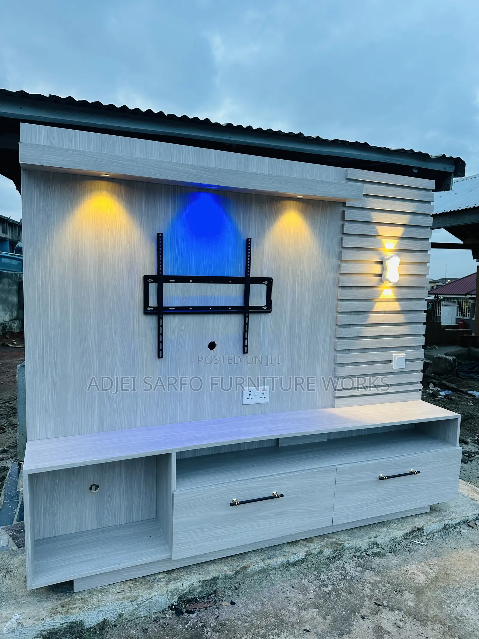 Original Modern Led Tv Stand