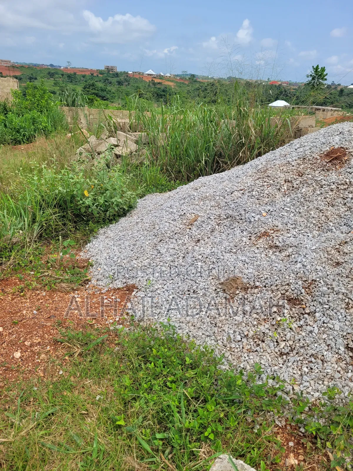 Land for Sale at Brofoyedro Ampemanim