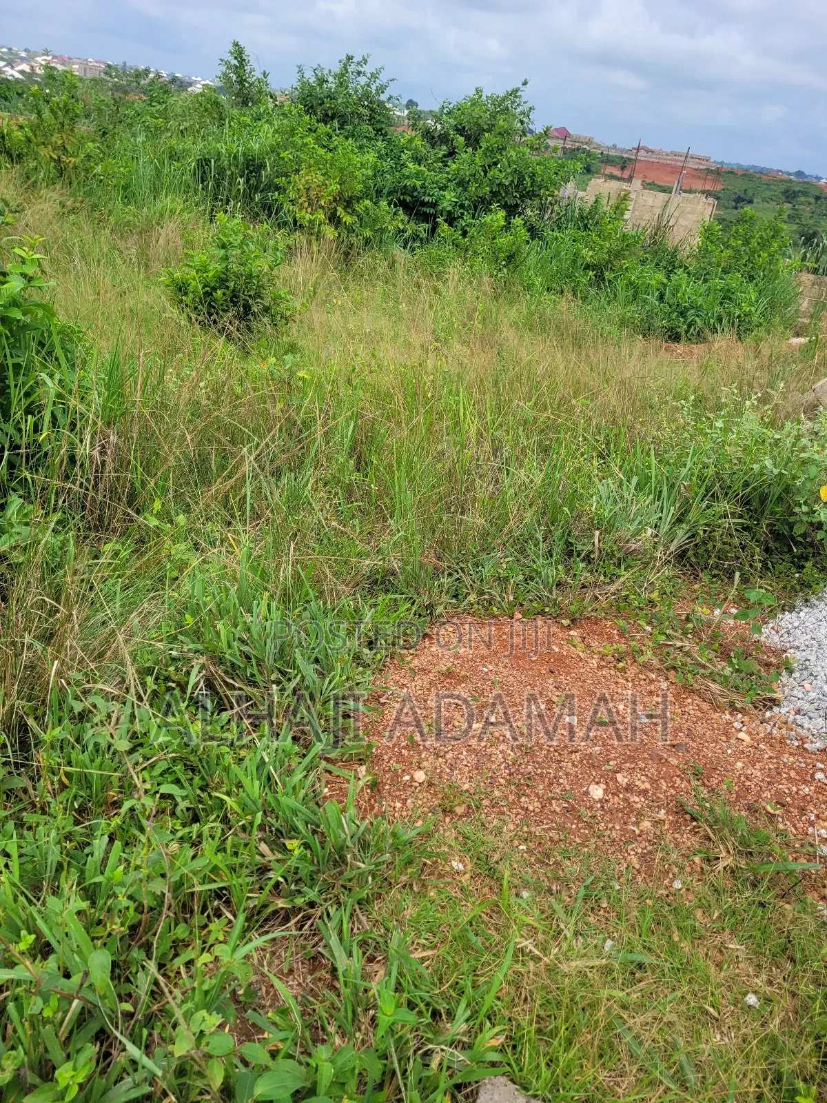 Land for Sale at Brofoyedro Ampemanim