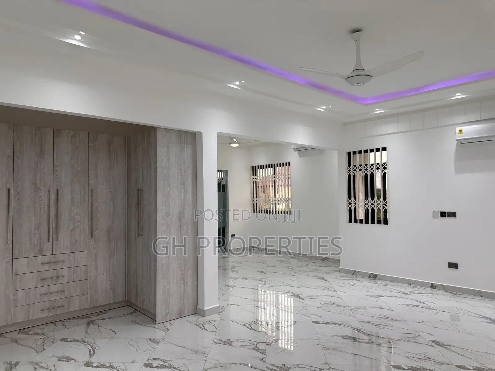 5bdrm Mansion in Agric., Kumasi Metropolitan for sale