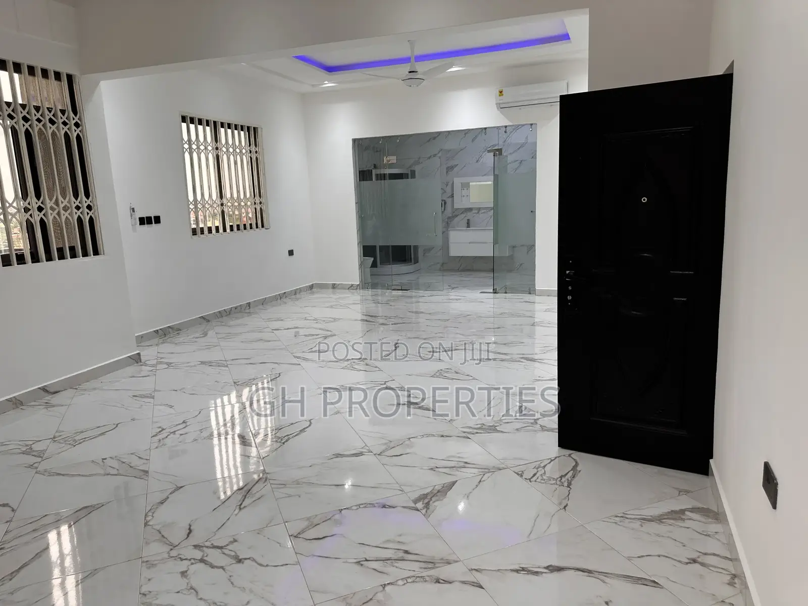 5bdrm Mansion in Agric., Kumasi Metropolitan for sale