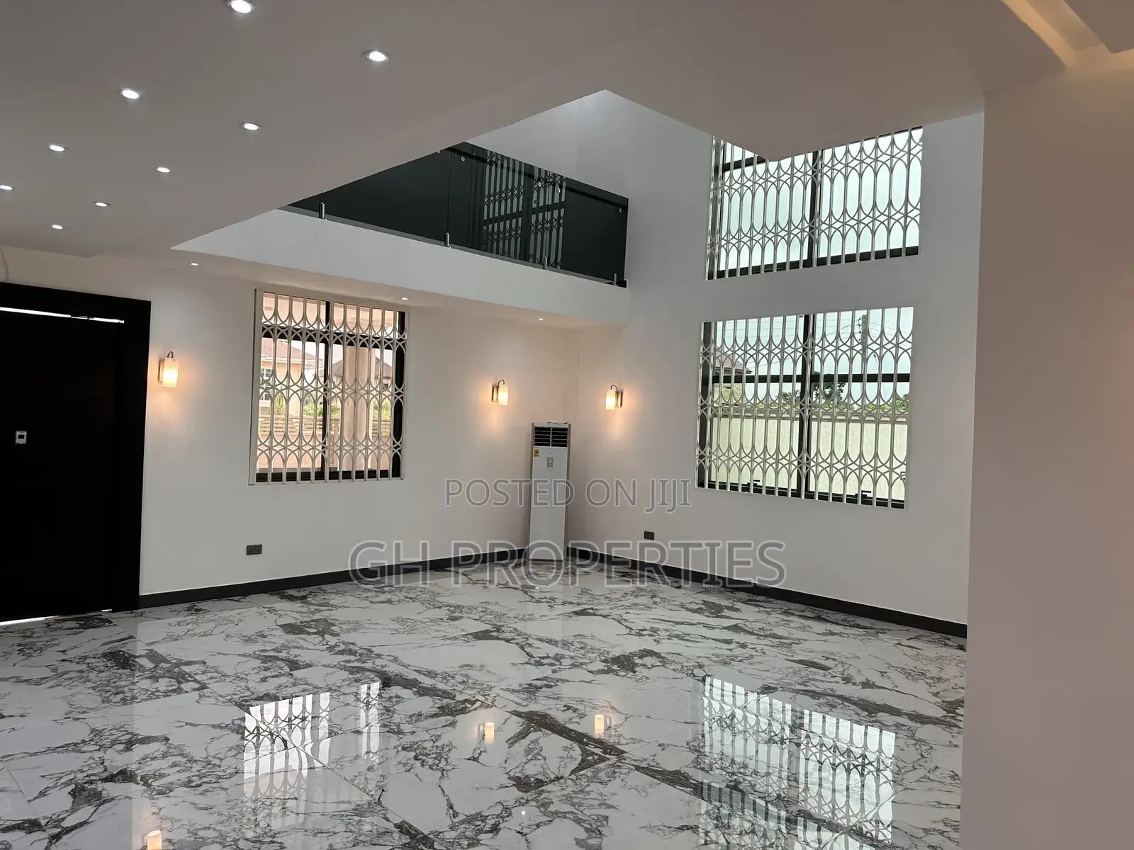 5bdrm Mansion in Agric., Kumasi Metropolitan for sale