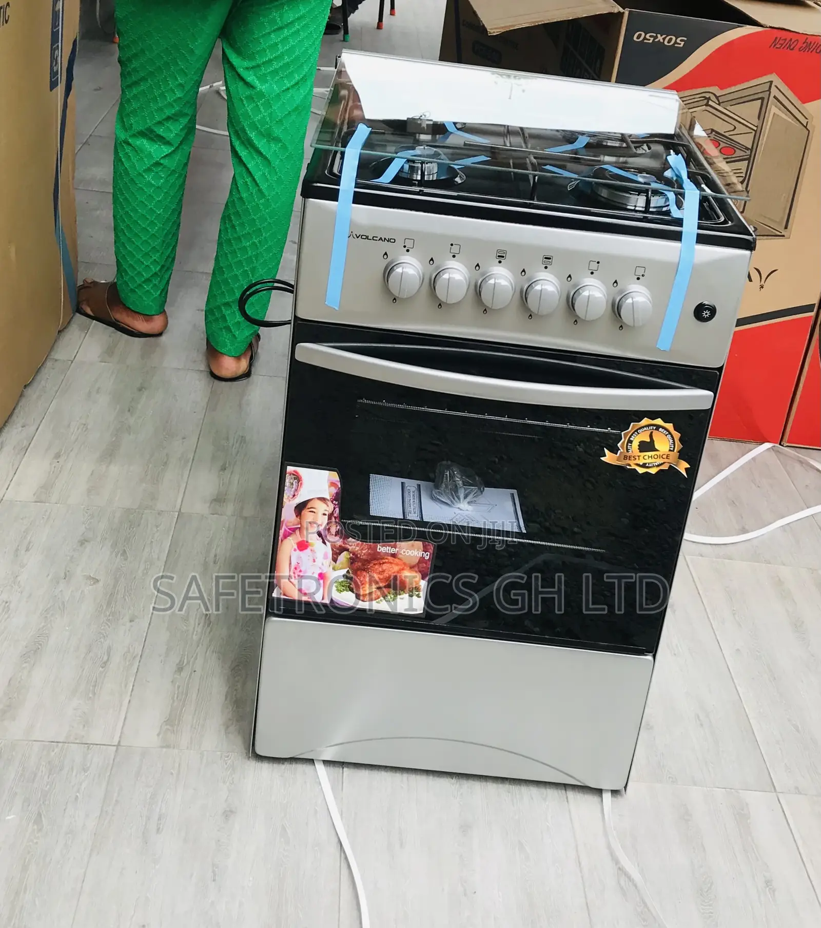 Durable (Gray) Volcano Oven/Grill 50by50 New 4 Gas