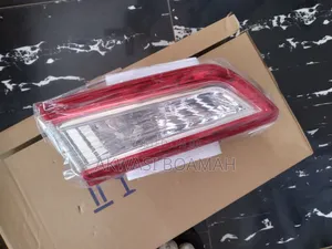 Toyota Camry Spider 012/ 13 Boot Light Pair