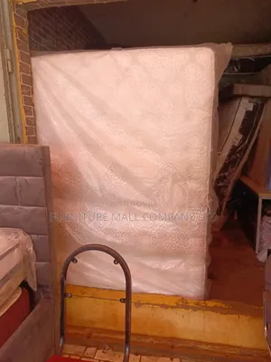 Wholesale 60x8 Queens Mattress Available as Seen. Free
