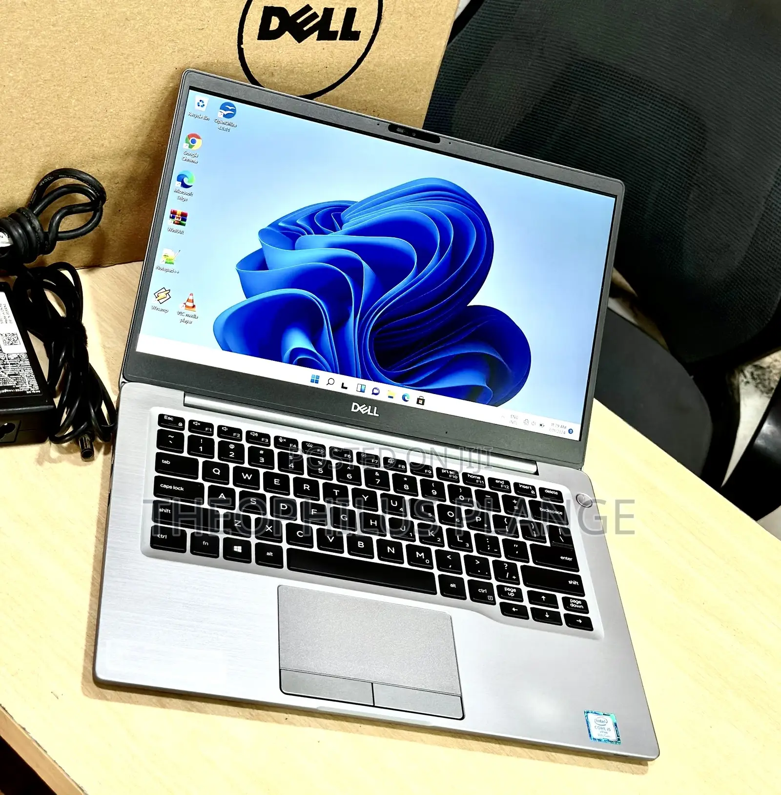 New Laptop Dell Latitude 7300 8GB Intel Core I5 SSD 256GB