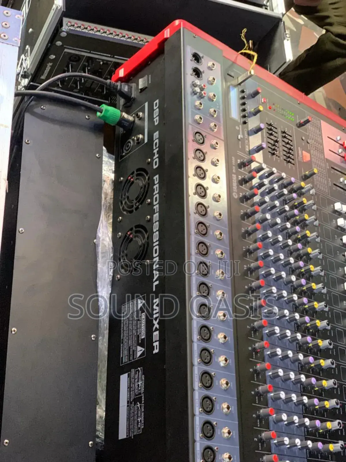 Yamaha BIX-1600 16channel Mixer With USB,BT, Dual Fan