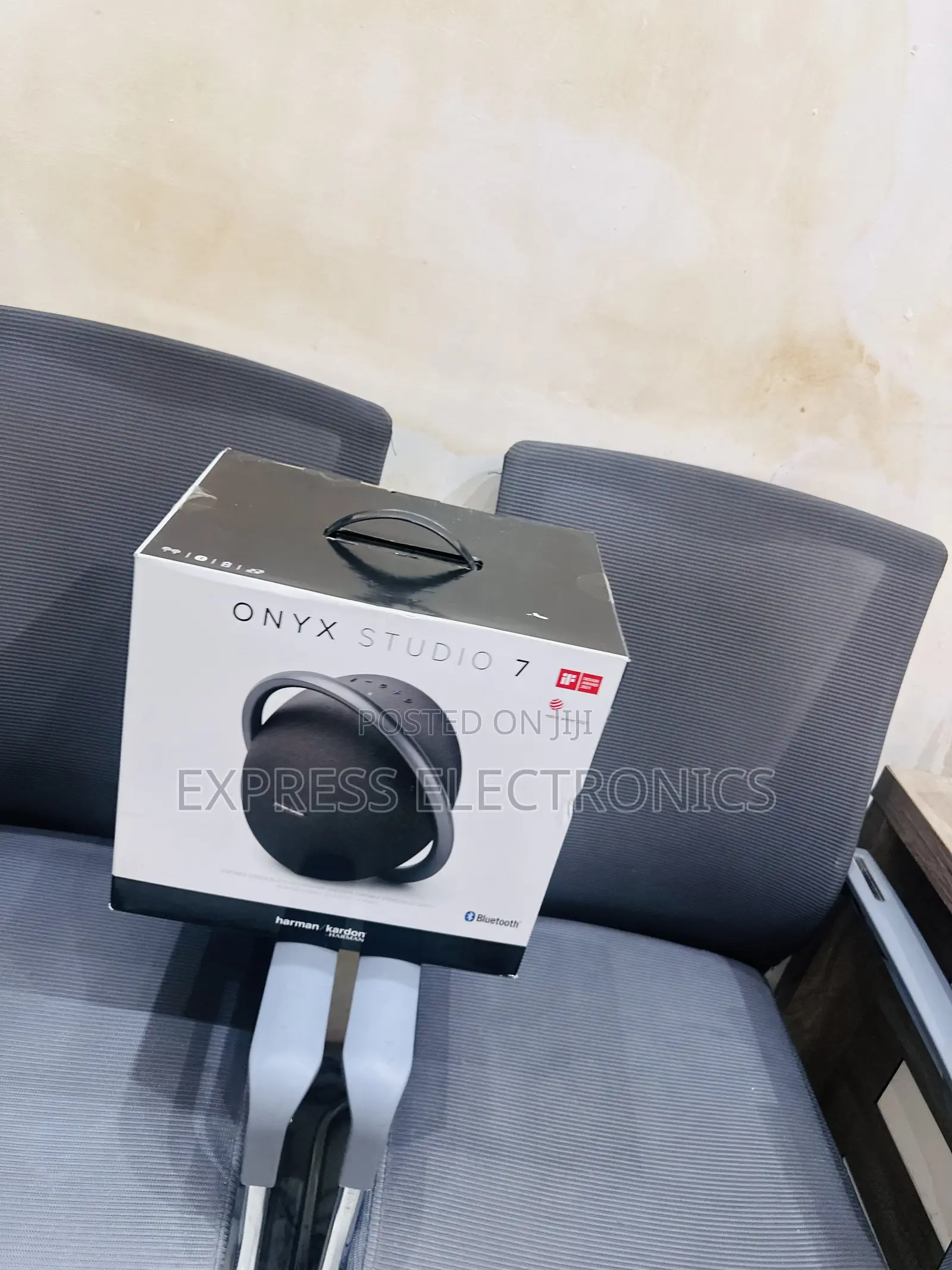 Spectacular Performance Harman Kardon Onyx 7 Bluetooth