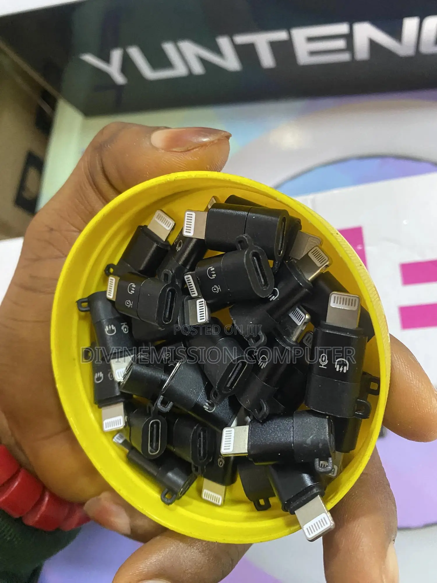 Type C to Lightning (iPhone) Converter for Lapel Mic