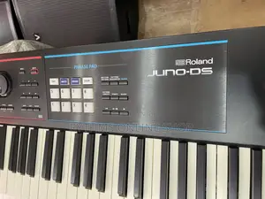 Roland Juno D8 (88-Keys)Keyboard