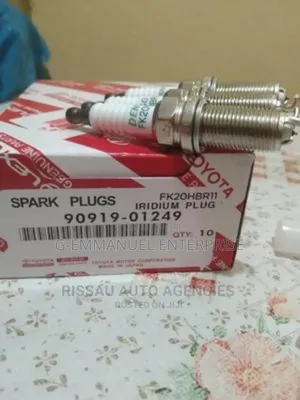 TOYOTA Avalon 2013-16 Spark Plugs Original Japan.