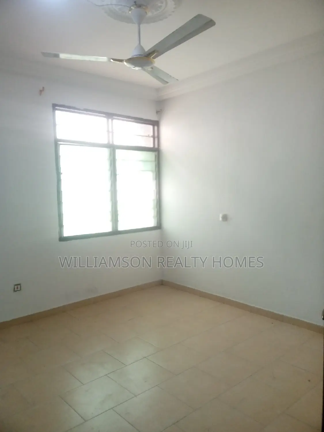 3bdrm House in Community 18 Area, Spintex for rent