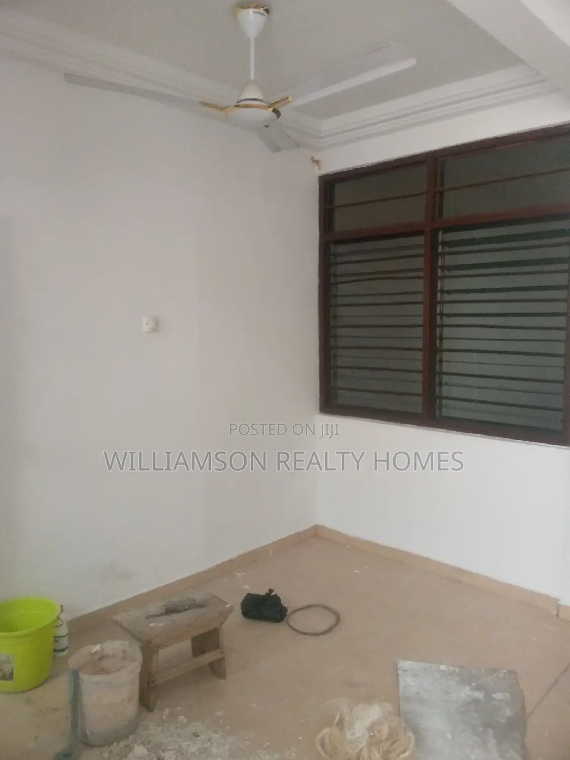 3bdrm House in Community 18 Area, Spintex for rent