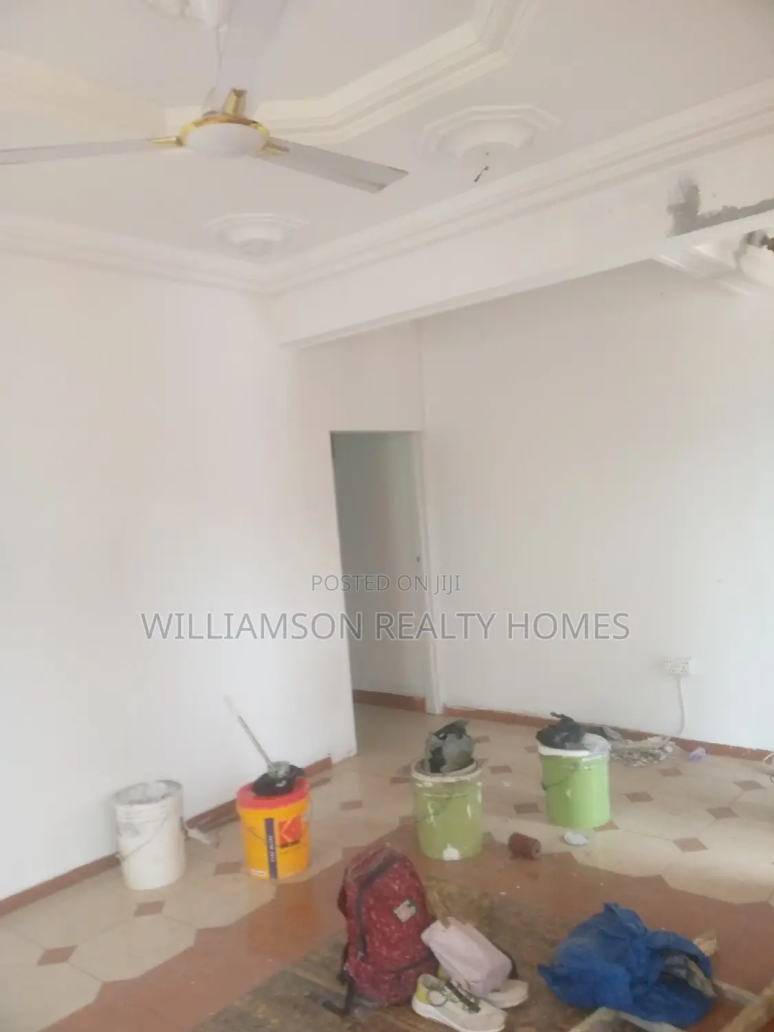 3bdrm House in Community 18 Area, Spintex for rent