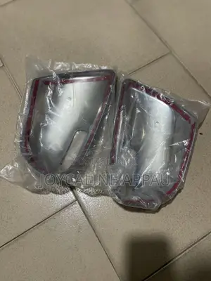 Toyota Hilux Mirror Cover Chrome