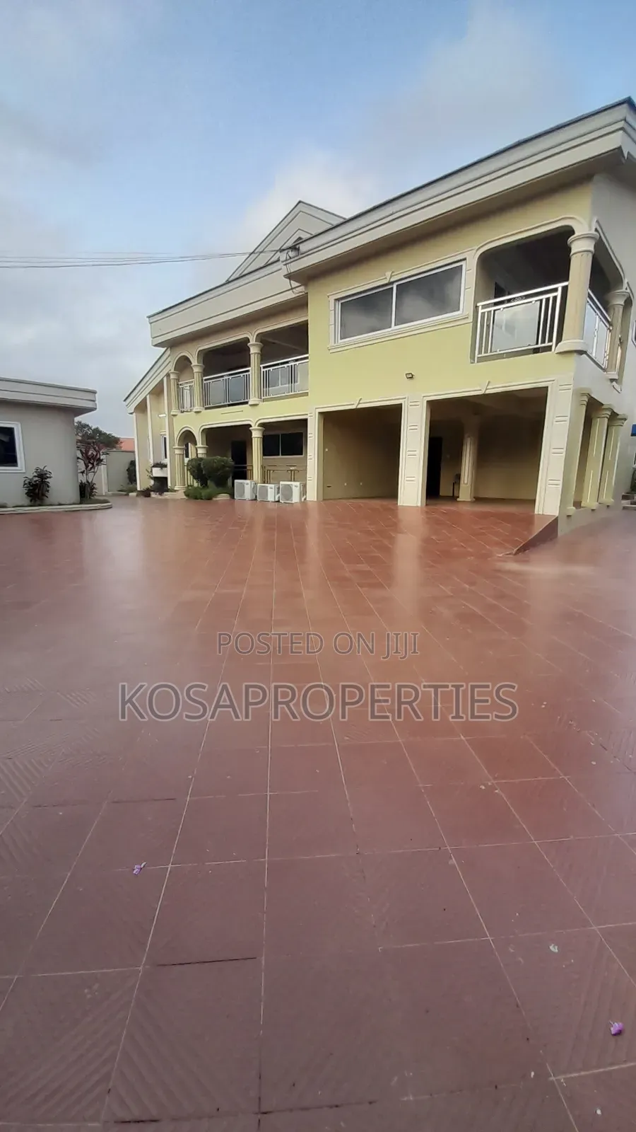Furnished 7bdrm House in West Legon Near for sale