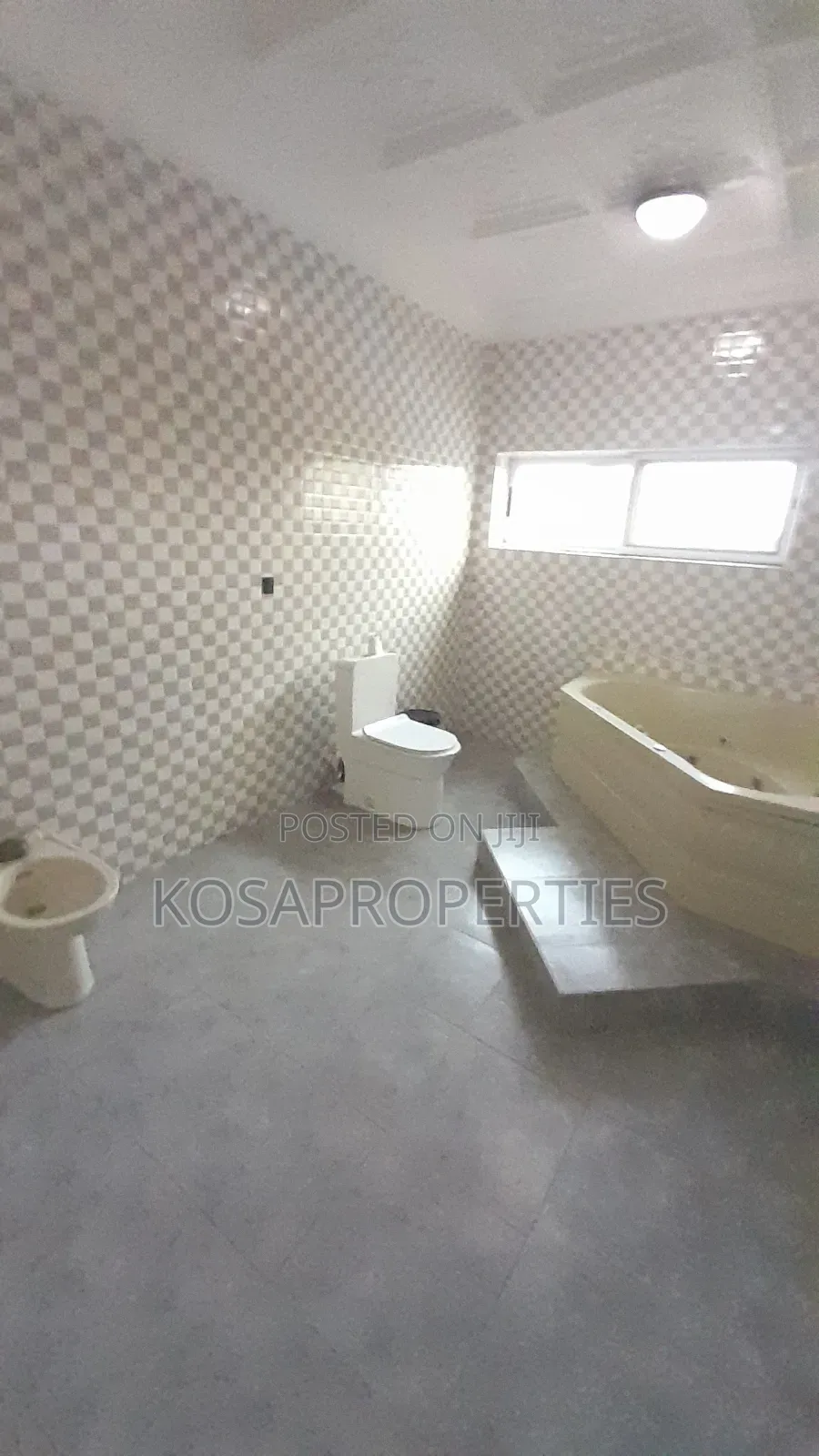 Furnished 7bdrm House in West Legon Near for sale
