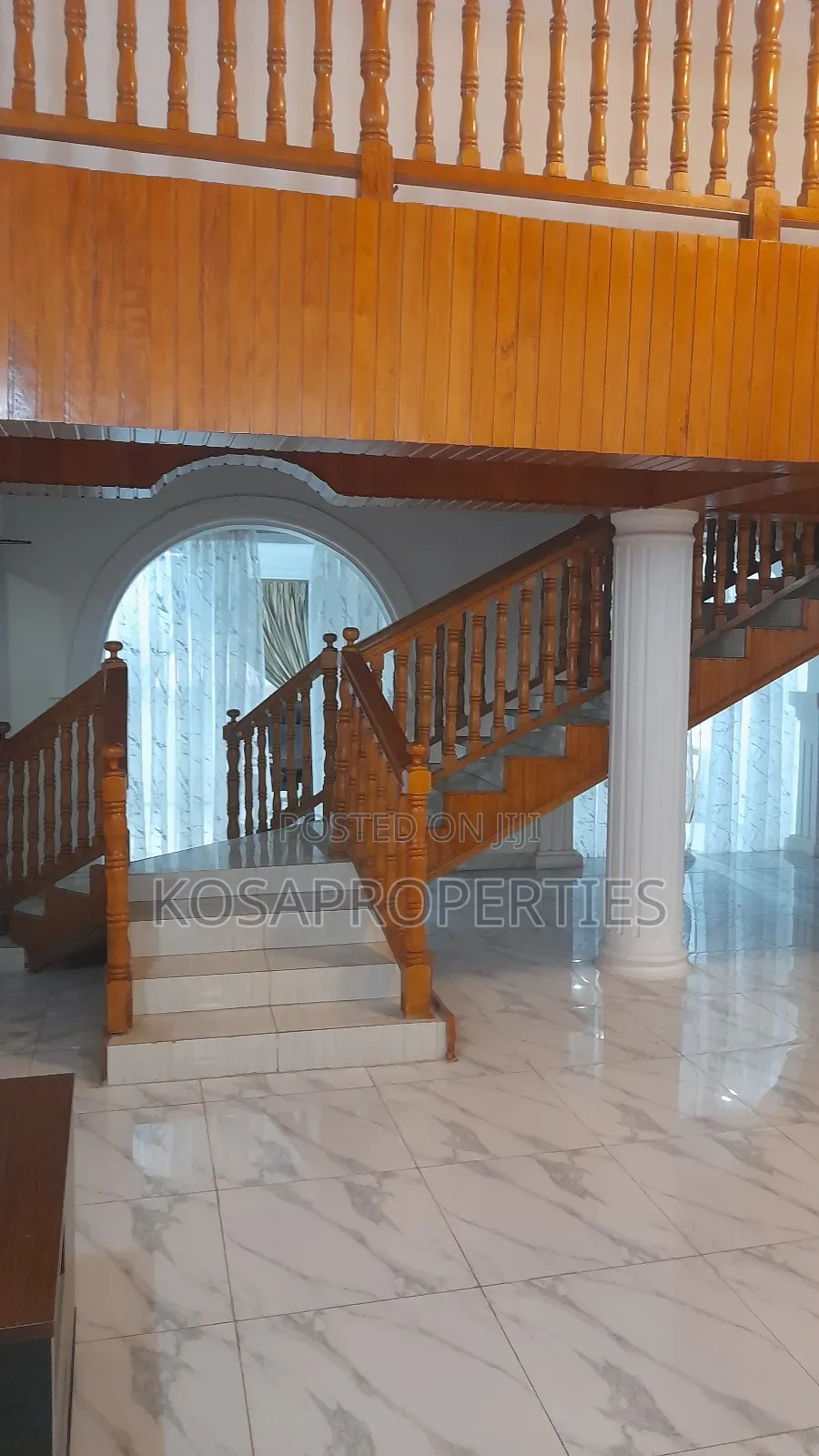 Furnished 7bdrm House in West Legon Near for sale