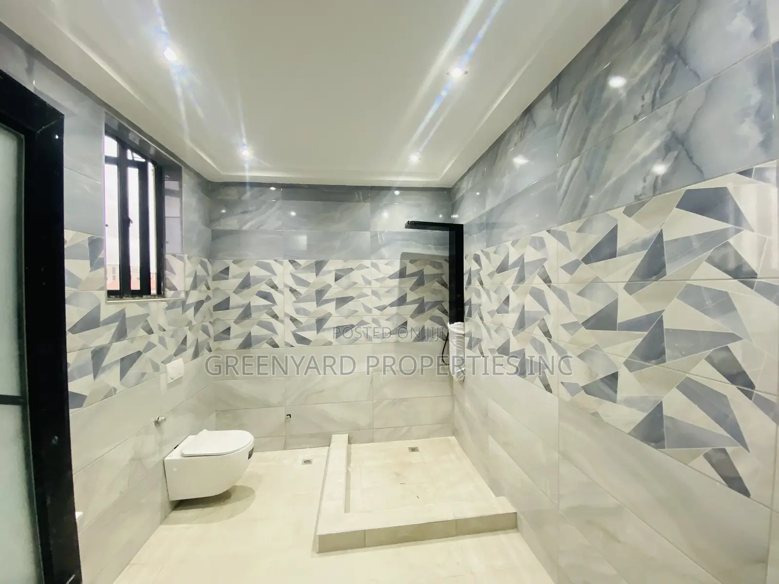 4bdrm House in East Legon for sale