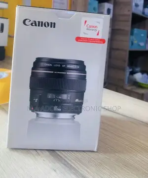 Canon EF 85mm Telephoto Lens for Canon SLR Cameras