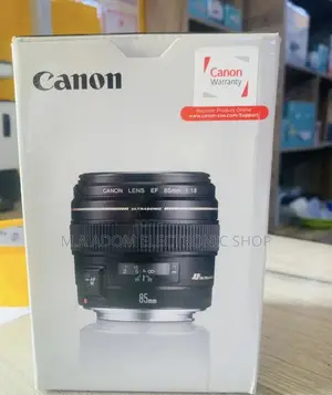High Quality Canon EF 85mm F/1.8 USM Medium Telephoto Lens.