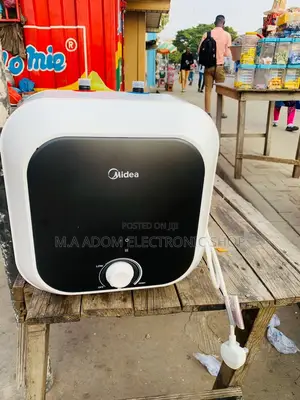 Unique Design Midea 15ltr Electric Water Heater.