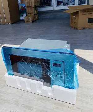 Uniquely Designed Midea Digtal Solo Microwave AM717BS7,17L