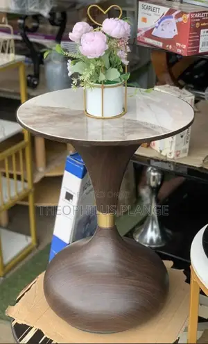 Mable Top Coffee Table, Side Table / Living Room Furniture