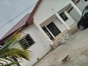 3bdrm House In Amrahia, Adenta For Sale