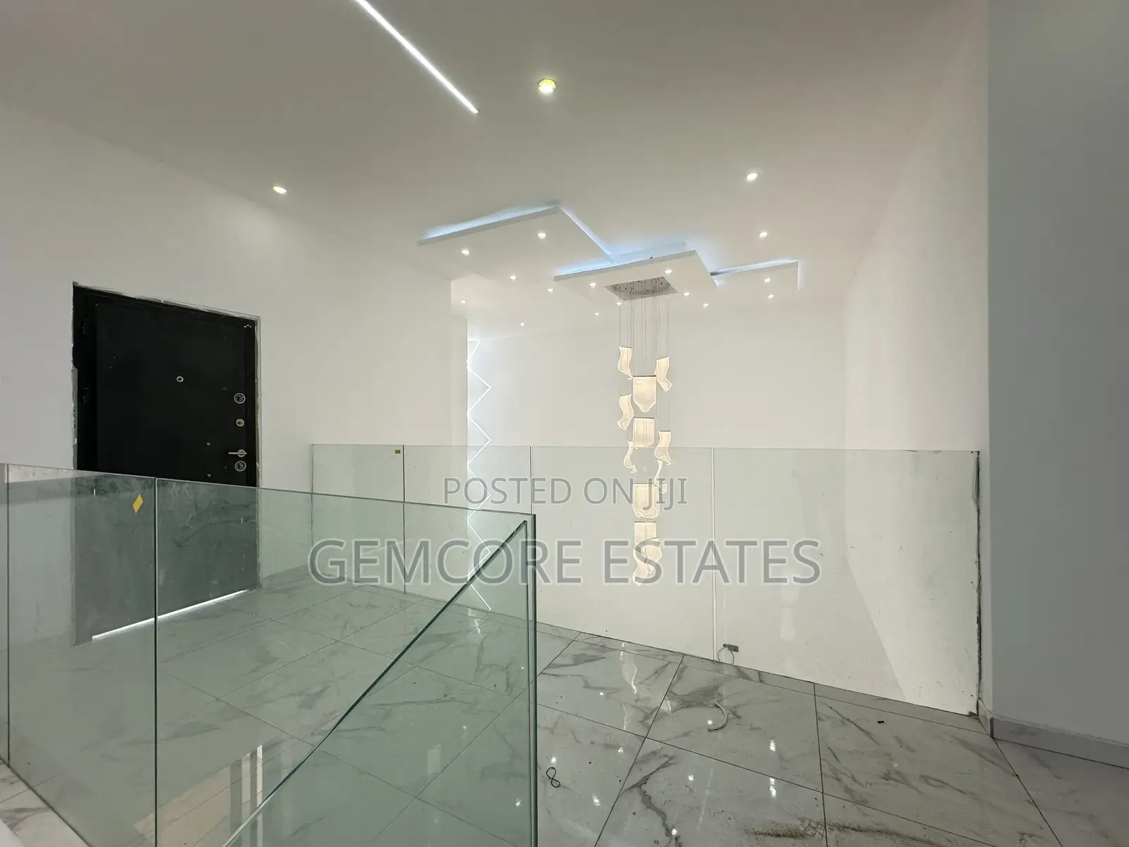 4bdrm Townhouse/Terrace in Puregem Agency, Ashaley Botwe for sale