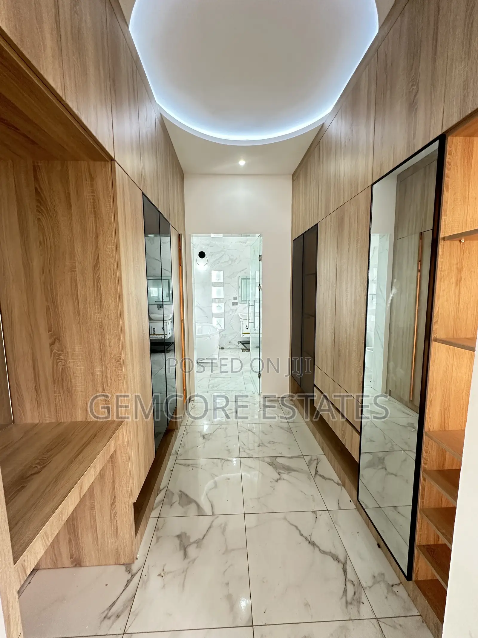 4bdrm Townhouse/Terrace in Puregem Agency, Ashaley Botwe for sale