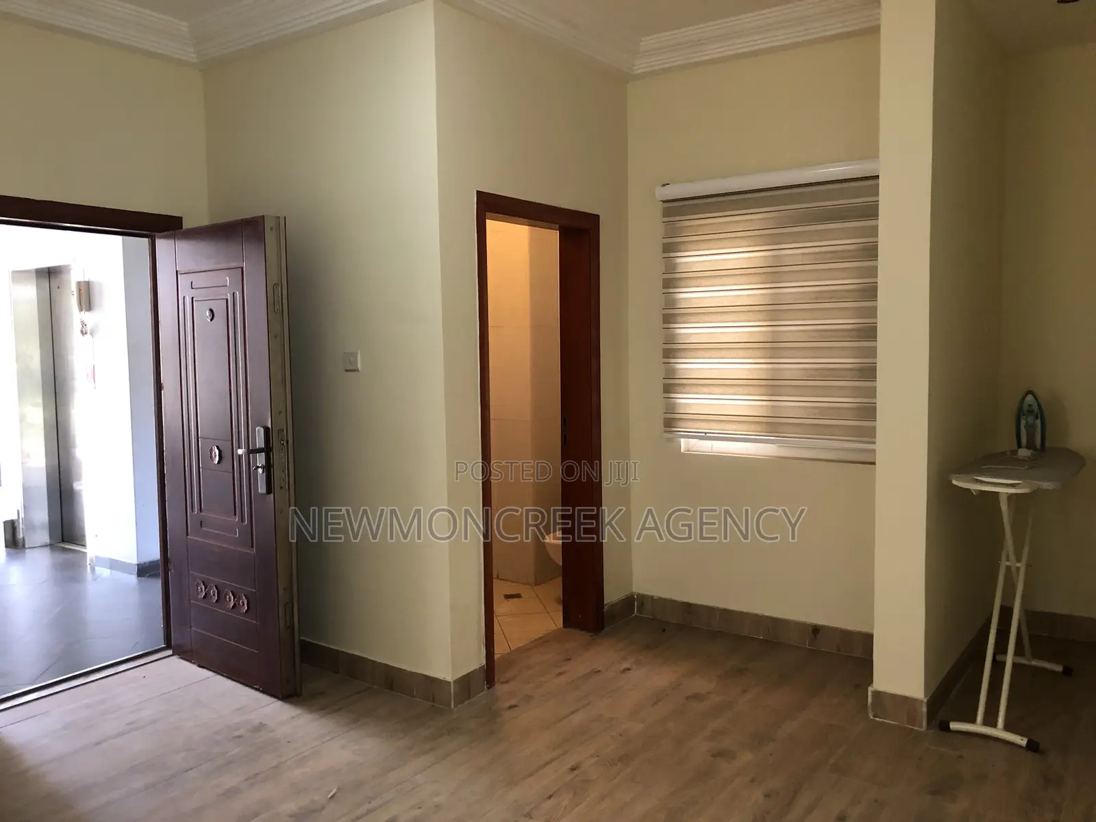 3bdrm Apartment in Accra,Ridge. for sale