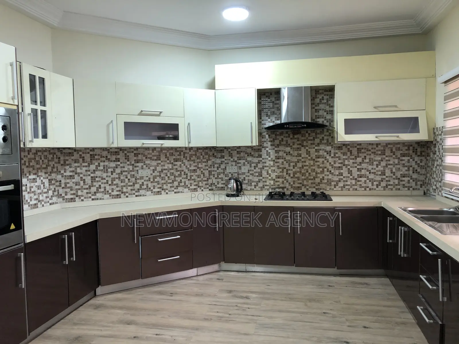 3bdrm Apartment in Accra,Ridge. for sale